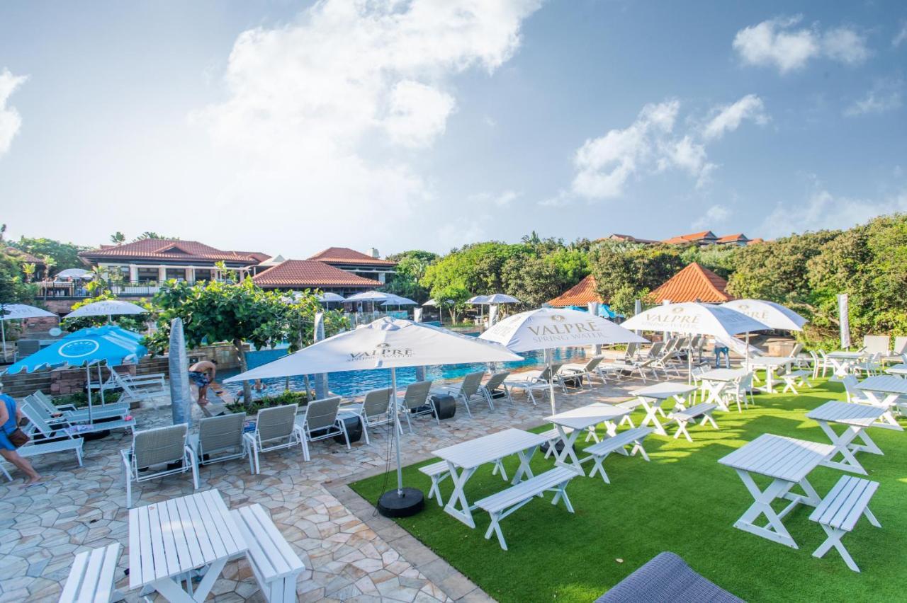 The Capital Zimbali Hotel Балито Екстериор снимка The swimming pool at the resort