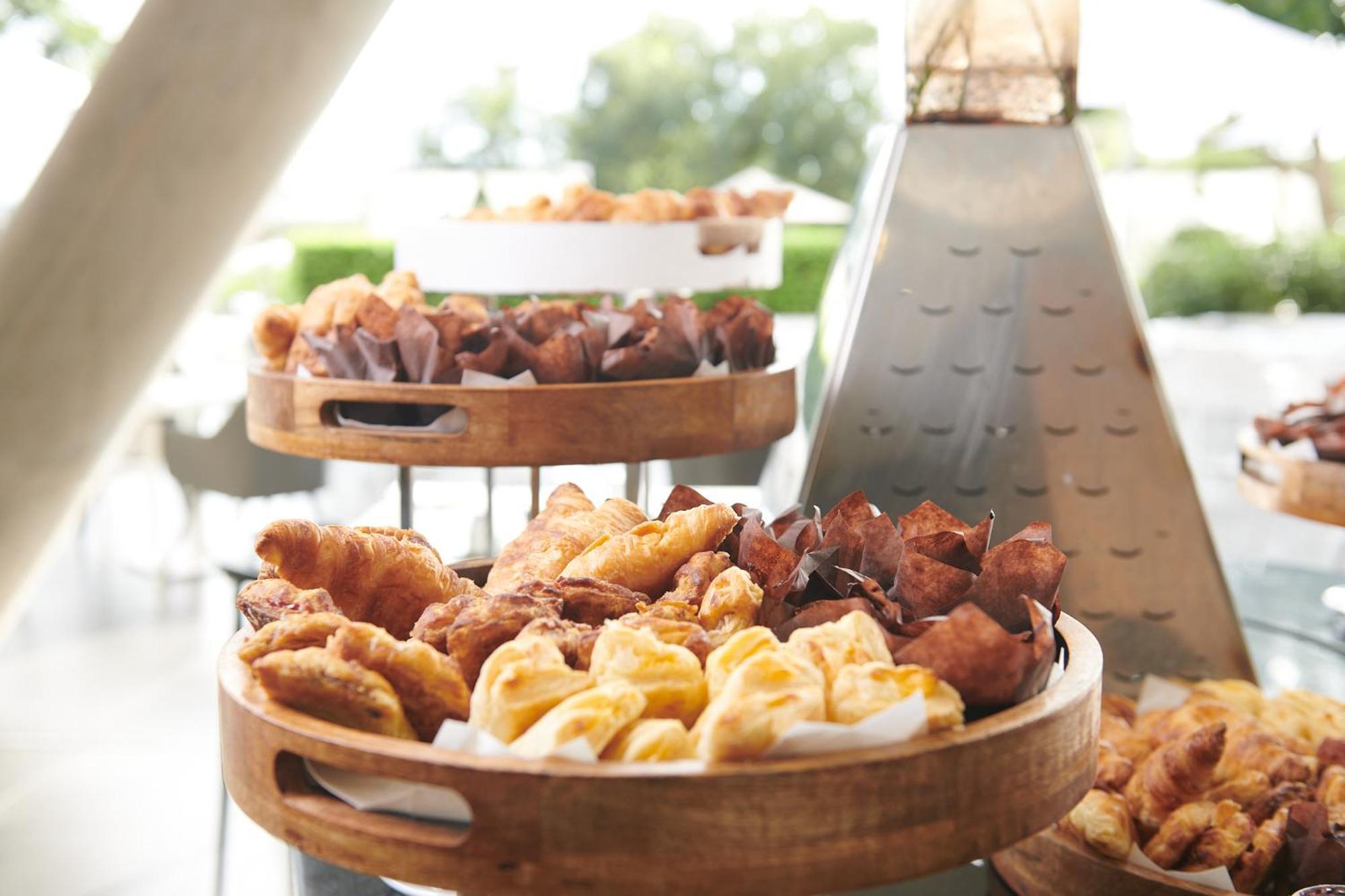 The Capital Zimbali Hotel Балито Екстериор снимка A selection of pastries