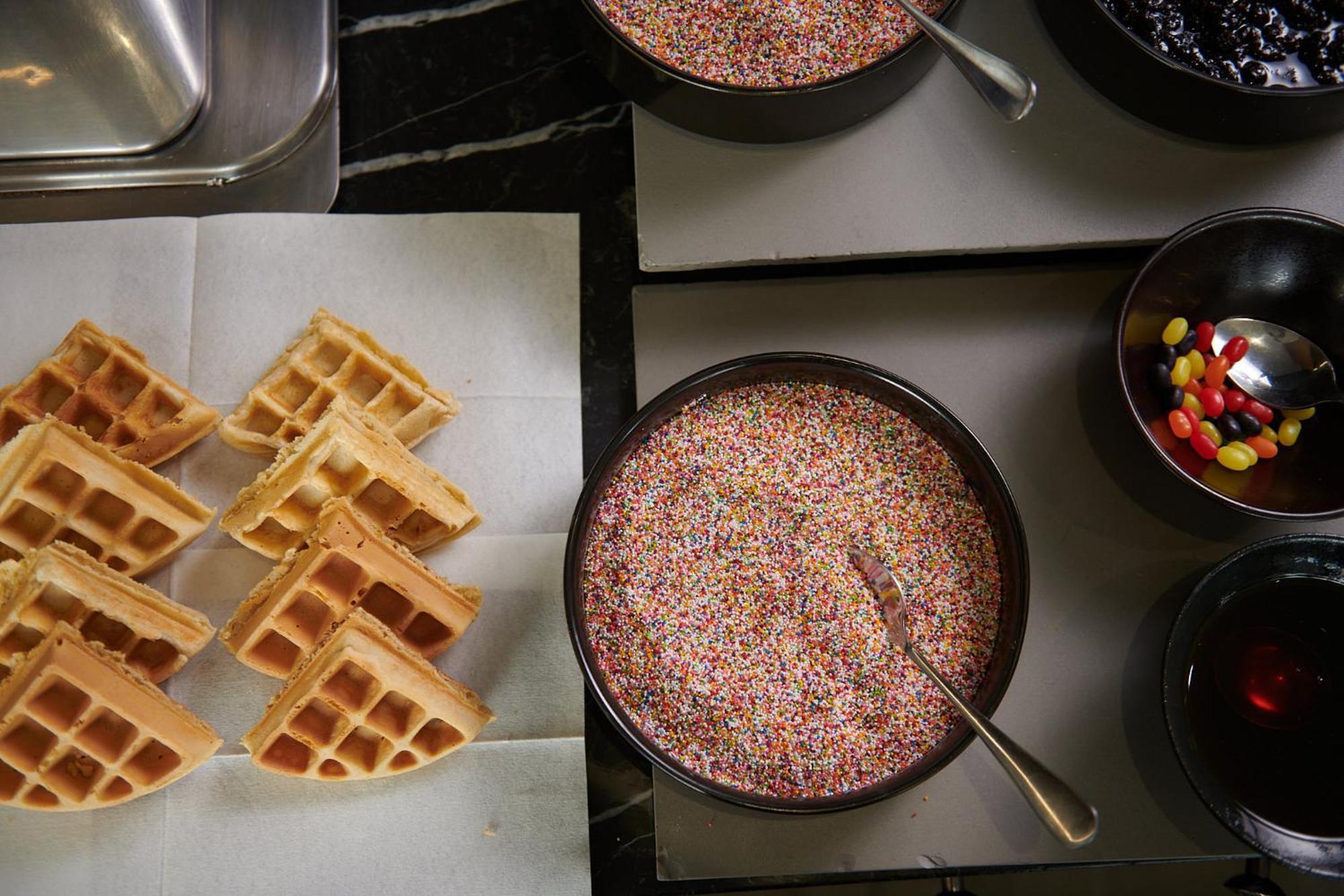 The Capital Zimbali Hotel Балито Екстериор снимка Belgian waffles